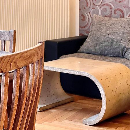 F14 Guest House By Small Home Budapesta Exterior foto