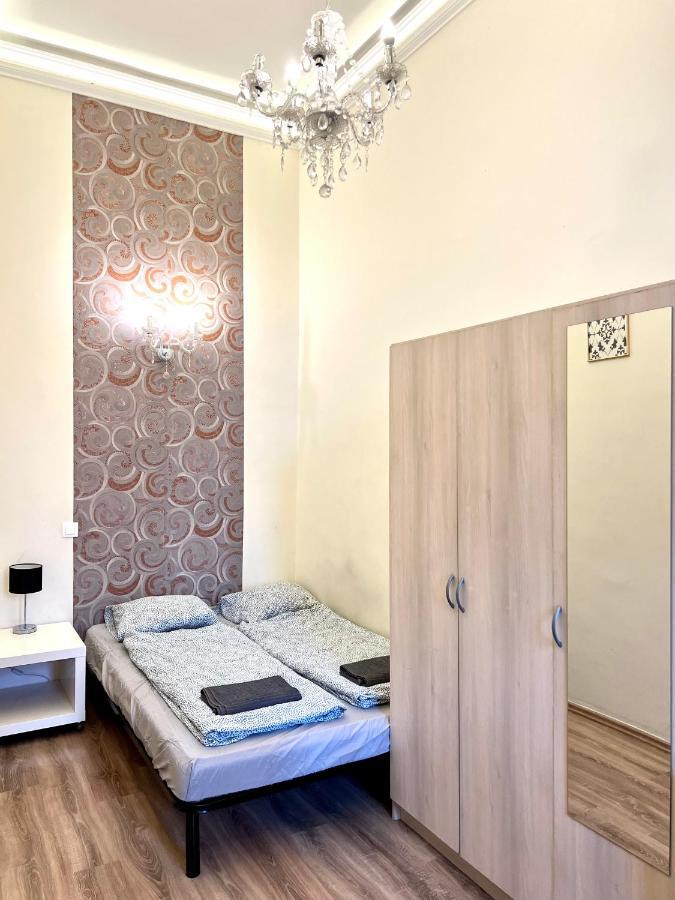F14 Guest House By Small Home Budapesta Exterior foto